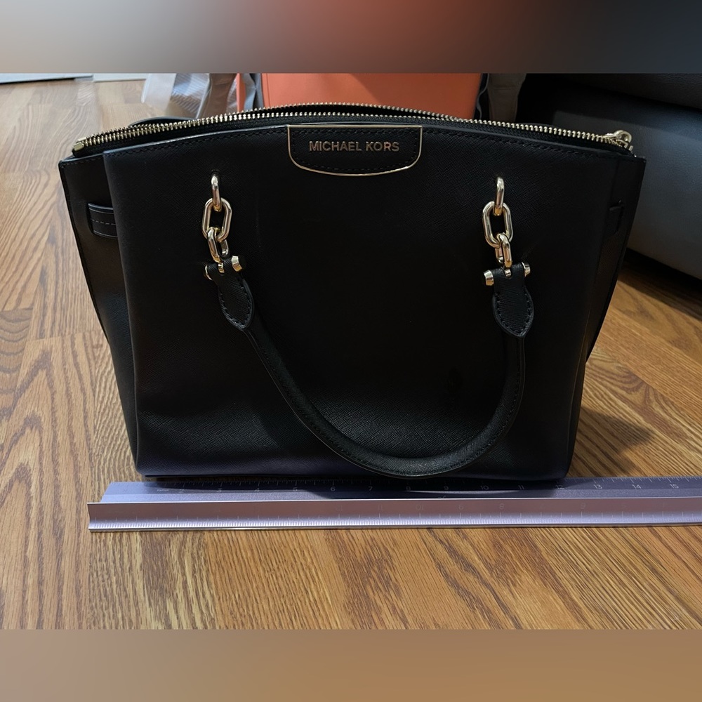 Michael Kors Black cross body